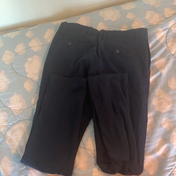 Old Navy Khakis Slim Fit - Picture 3 of 3